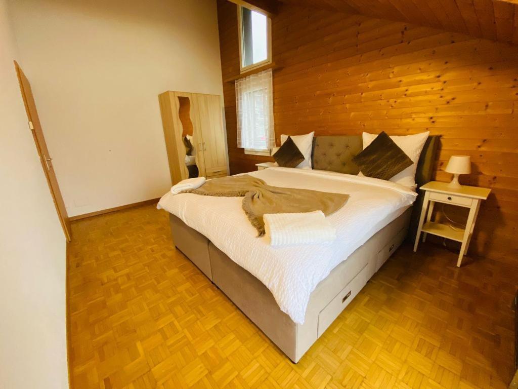 Lake View Apartment -14 Niederried bei Interlaken ภายนอก รูปภาพ